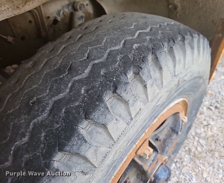 image for item OG9417 1981 Chevrolet C70  dump truck