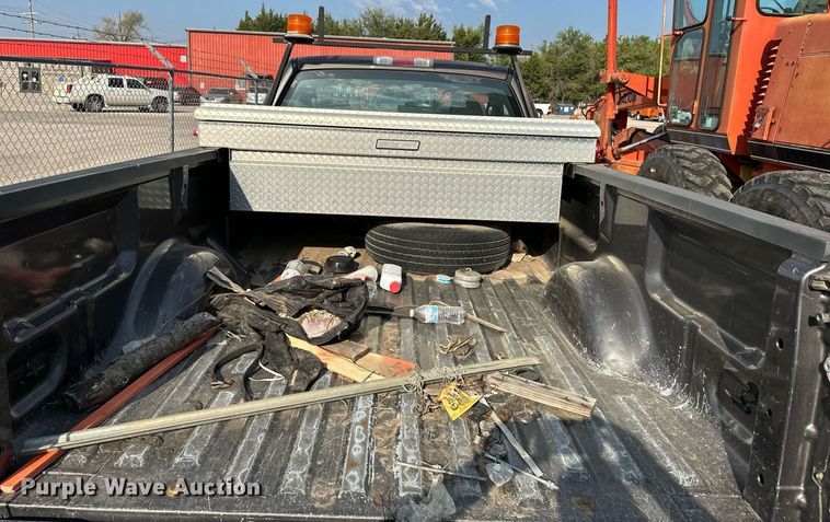 image for item DG5385 2007 Ford F150 XL  pickup truck