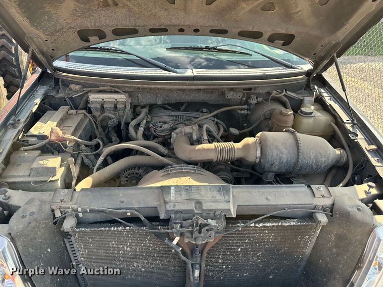 image for item DG5385 2007 Ford F150 XL  pickup truck