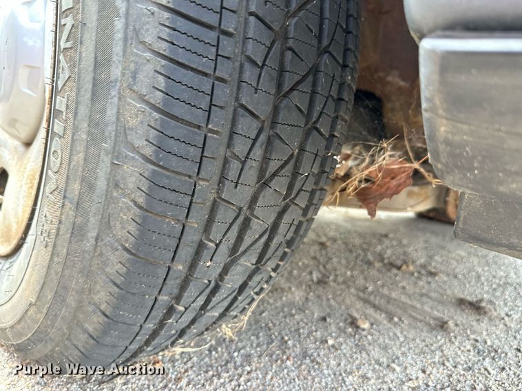 image for item DG5385 2007 Ford F150 XL  pickup truck