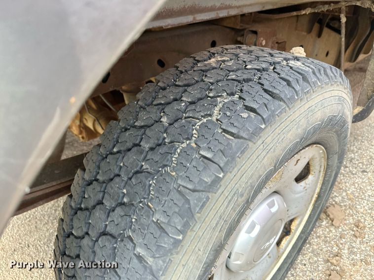 image for item DG5385 2007 Ford F150 XL  pickup truck