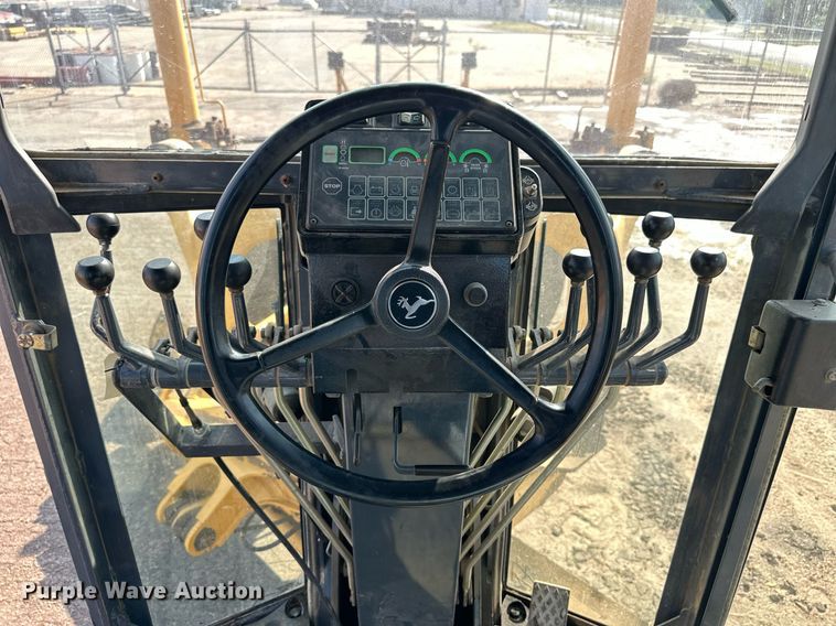 image for item DJ6187 2002 John Deere 770CH  motor grader