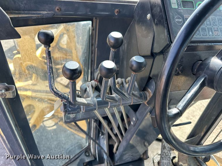 image for item DJ6187 2002 John Deere 770CH  motor grader