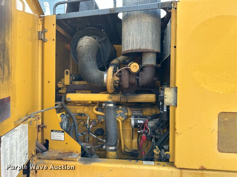 image for item DJ6187 2002 John Deere 770CH  motor grader