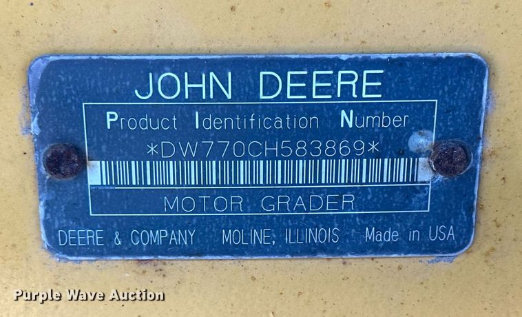 image for item DJ6187 2002 John Deere 770CH  motor grader