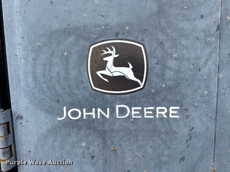 image for item DJ6188 2002 John Deere 770CH  motor grader