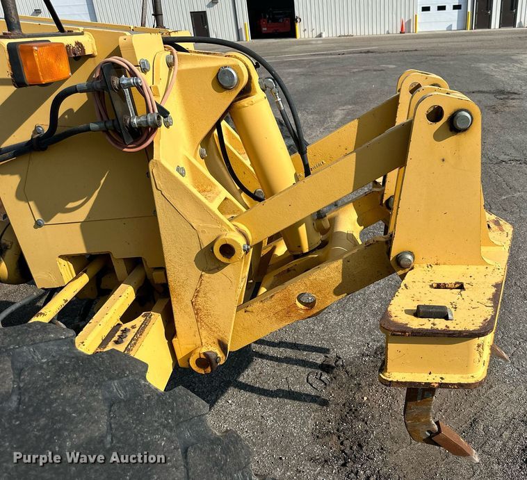 image for item DJ6188 2002 John Deere 770CH  motor grader