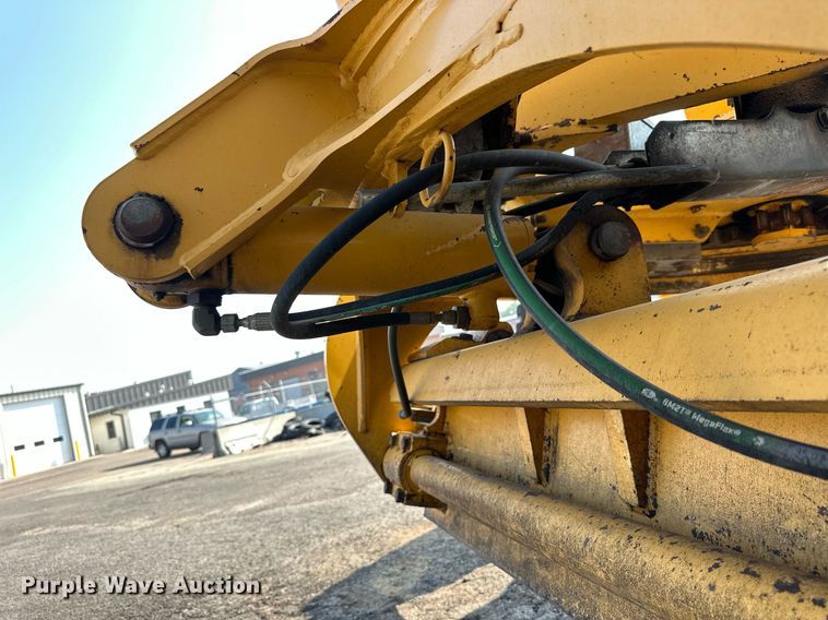 image for item DJ6188 2002 John Deere 770CH  motor grader