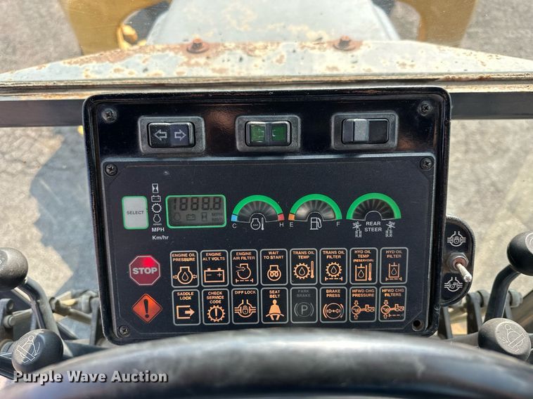 image for item DJ6188 2002 John Deere 770CH  motor grader