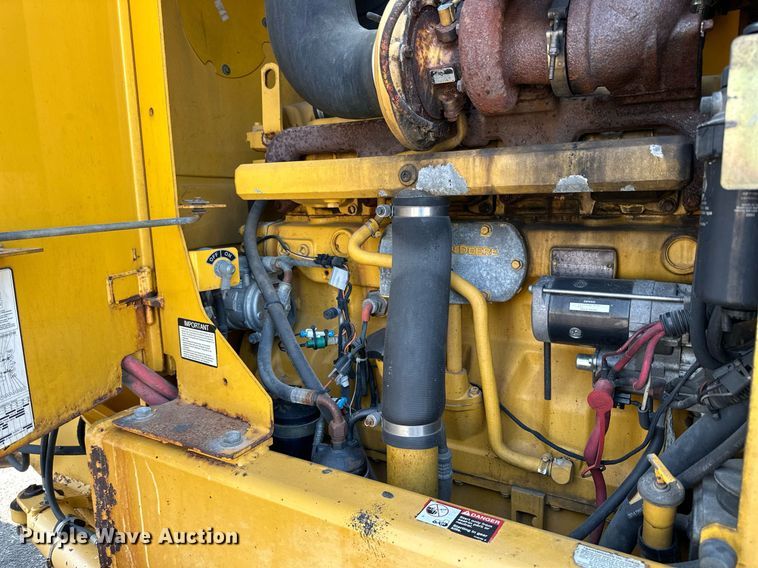 image for item DJ6188 2002 John Deere 770CH  motor grader