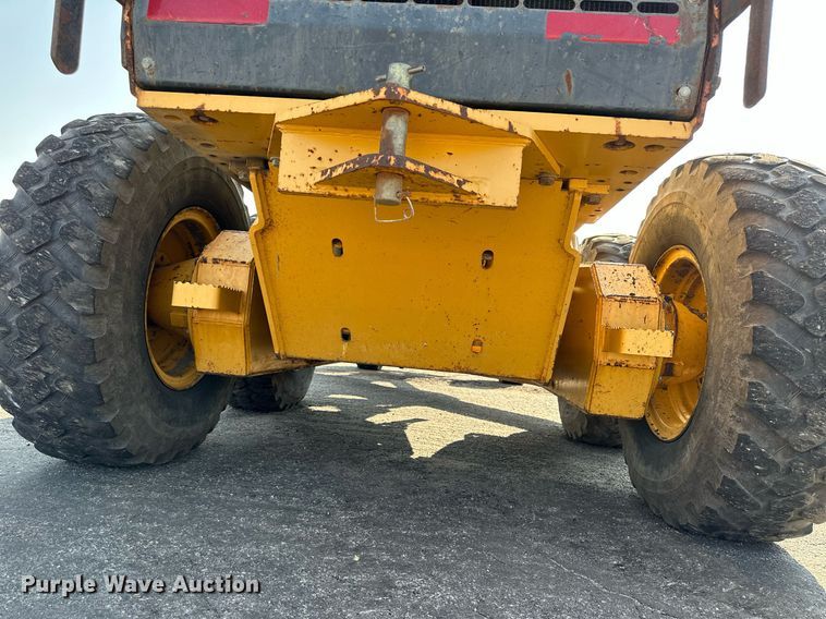 image for item DJ6188 2002 John Deere 770CH  motor grader