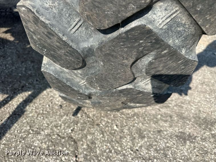 image for item DJ6188 2002 John Deere 770CH  motor grader