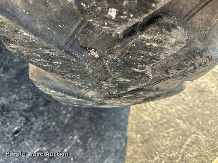 image for item DJ6188 2002 John Deere 770CH  motor grader