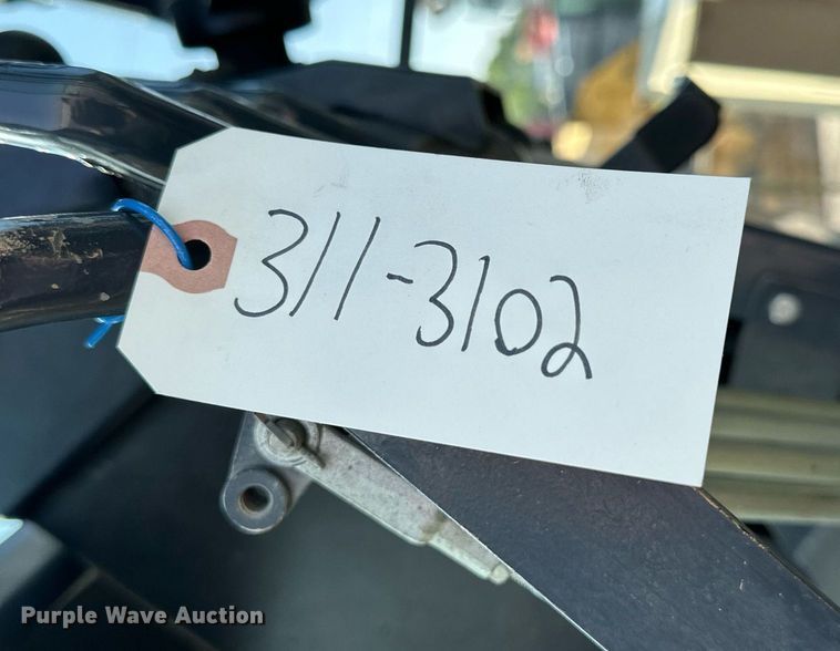 image for item DJ6188 2002 John Deere 770CH  motor grader