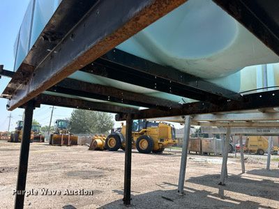 image for item DJ6190 2006 Henderson LAS1065  anti-ice tank