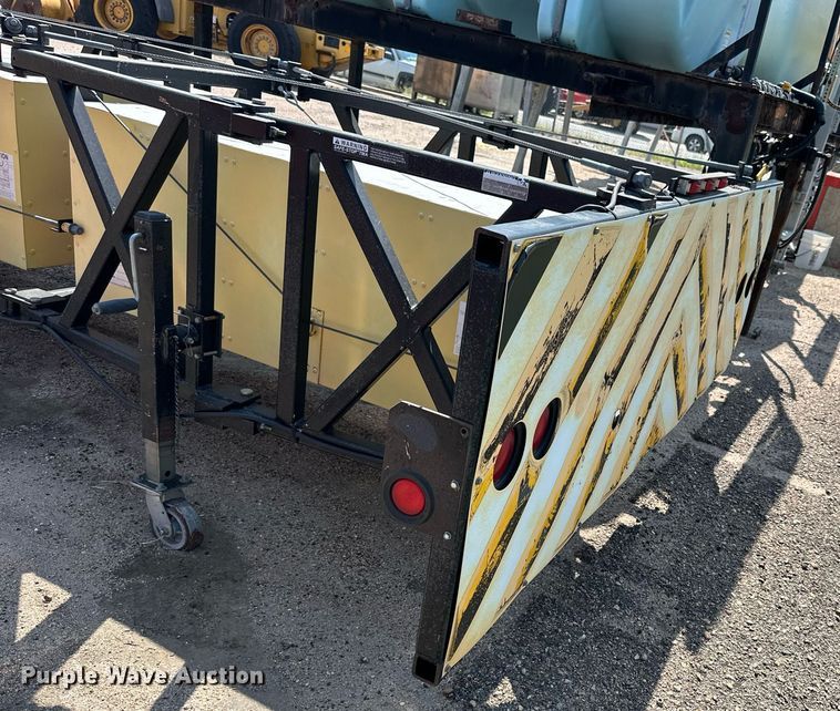 image for item DJ6191 2003 Trinity Safe-Stop TMA 100K  crash attenuator