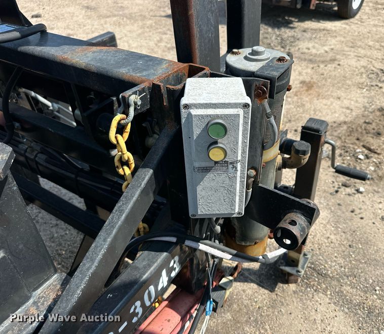 image for item DJ6191 2003 Trinity Safe-Stop TMA 100K  crash attenuator