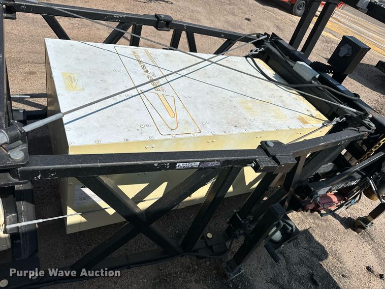 image for item DJ6191 2003 Trinity Safe-Stop TMA 100K  crash attenuator