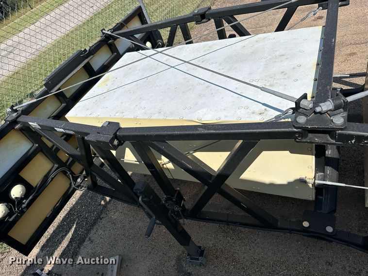 image for item DJ6191 2003 Trinity Safe-Stop TMA 100K  crash attenuator