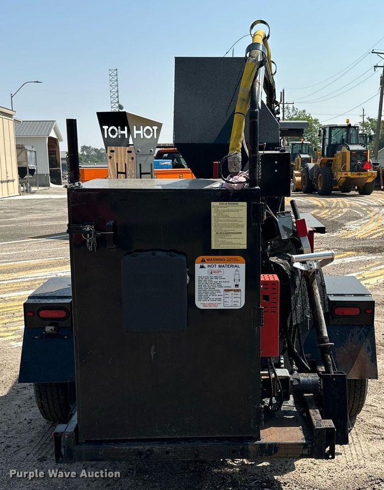 image for item DJ6192 2008 Cimline Magma 110  melter applicator