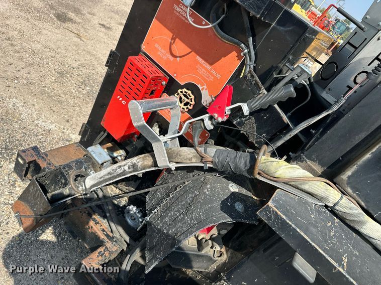 image for item DJ6192 2008 Cimline Magma 110  melter applicator