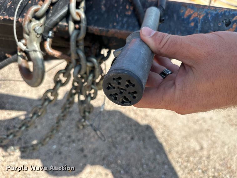 image for item DJ6193 2003 Crafco SS125  melter applicator