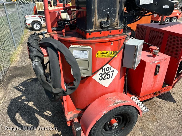 image for item DJ6193 2003 Crafco SS125  melter applicator