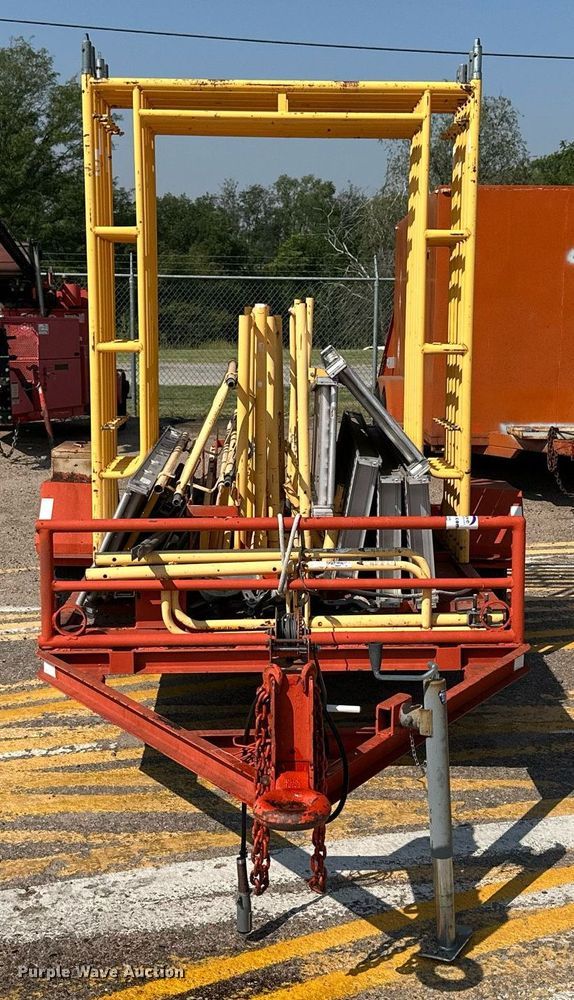 image for item DJ6194 1982 Supreme  utility trailer with scaffolding