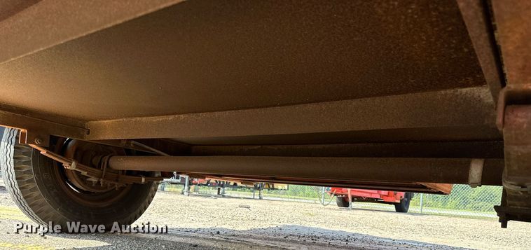 image for item DJ6194 1982 Supreme  utility trailer with scaffolding