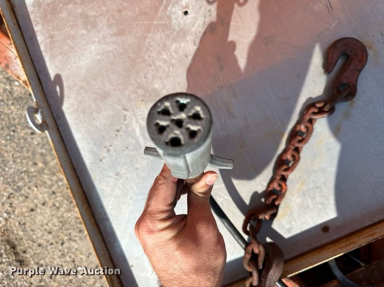 image for item DJ6195 1979 Gades 25412  enclosed cargo trailer