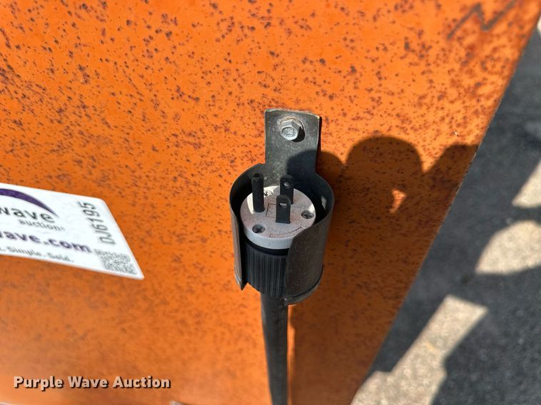 image for item DJ6195 1979 Gades 25412  enclosed cargo trailer