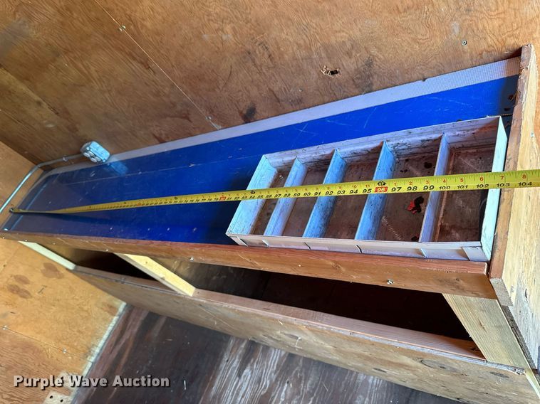 image for item DJ6195 1979 Gades 25412  enclosed cargo trailer