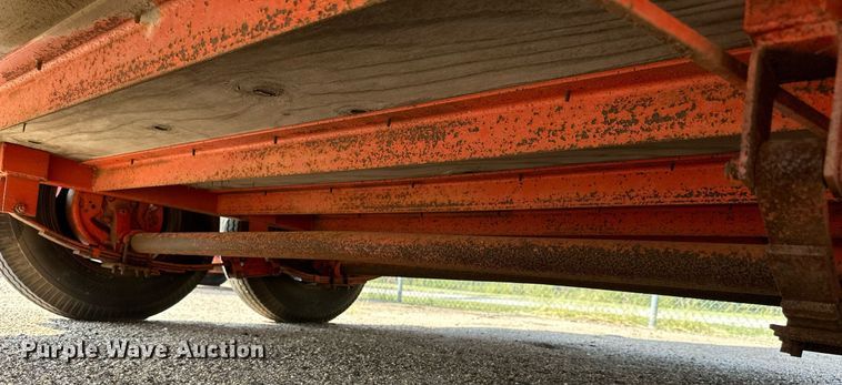 image for item DJ6195 1979 Gades 25412  enclosed cargo trailer