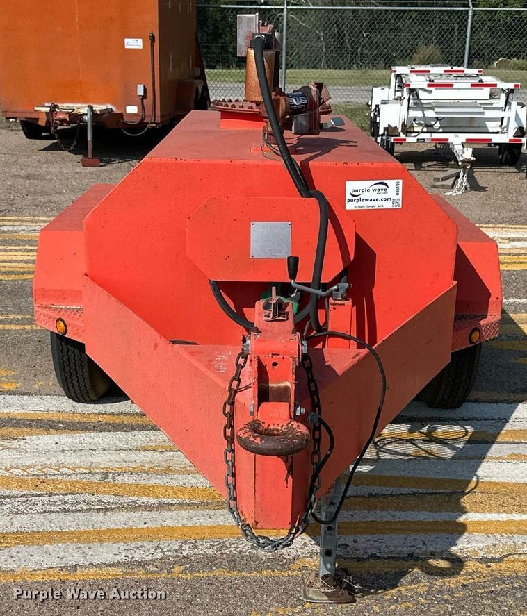 image for item DJ6196 1999 Palmer PLB-600X  fuel tank trailer