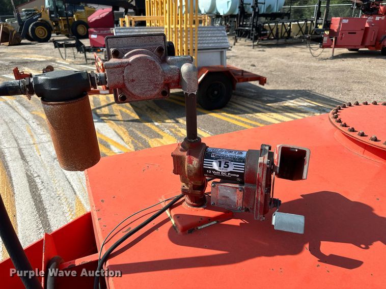 image for item DJ6196 1999 Palmer PLB-600X  fuel tank trailer