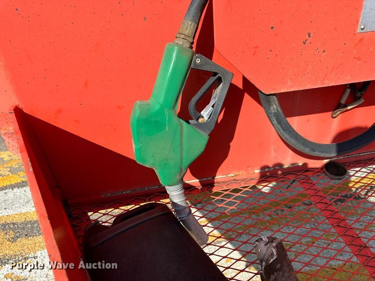 image for item DJ6196 1999 Palmer PLB-600X  fuel tank trailer