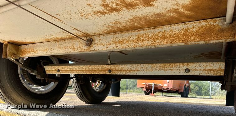 image for item DJ6196 1999 Palmer PLB-600X  fuel tank trailer