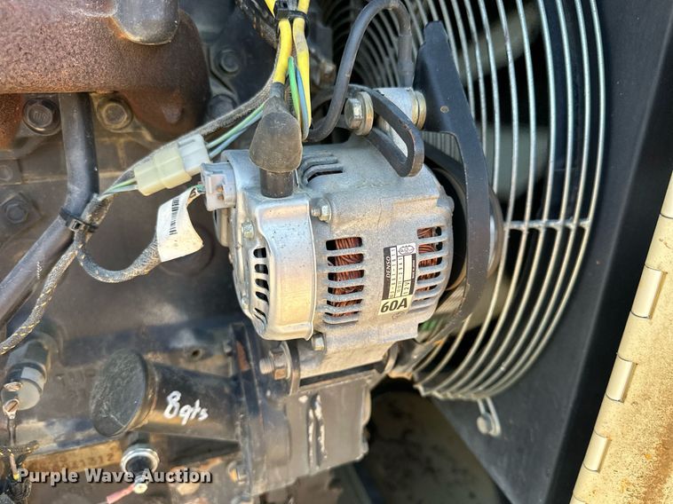 image for item DJ6198 2005 Ingersoll Rand PT-125R  pneumatic roller