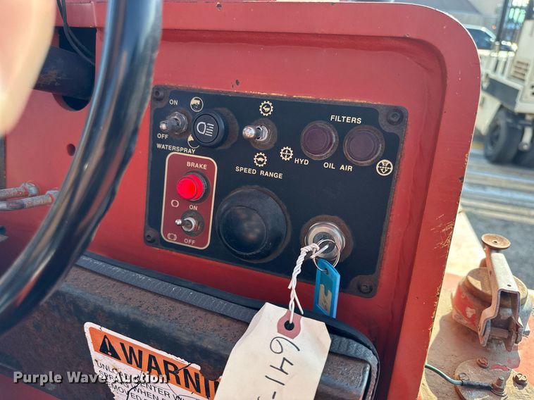 image for item DJ6199 1997 Bomag BW11RH  pneumatic roller