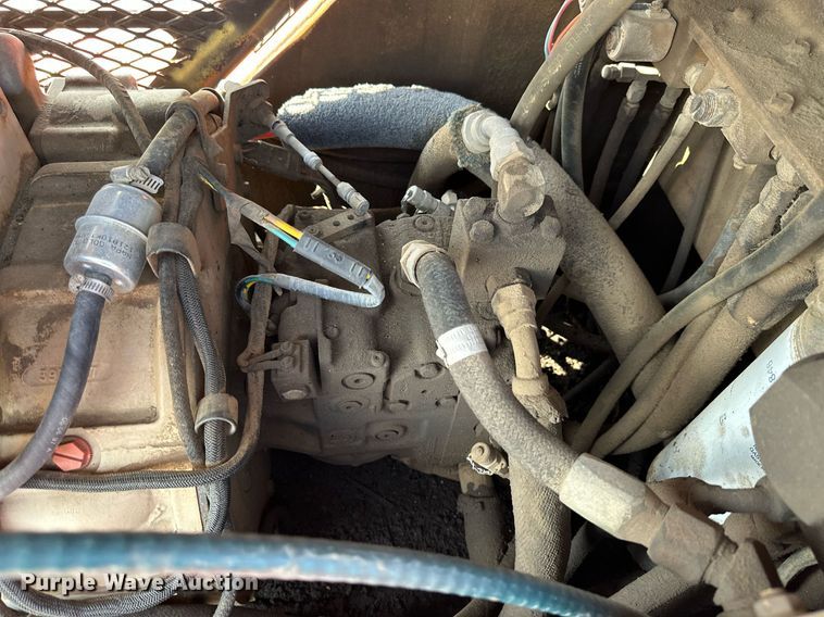 image for item DJ6199 1997 Bomag BW11RH  pneumatic roller