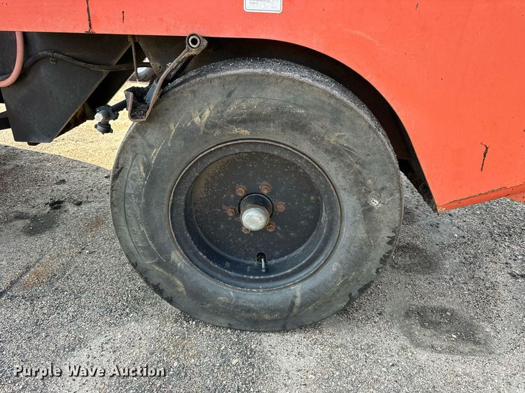 image for item DJ6199 1997 Bomag BW11RH  pneumatic roller