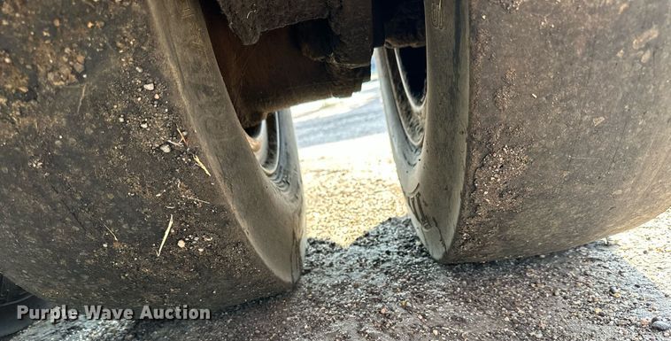 image for item DJ6199 1997 Bomag BW11RH  pneumatic roller