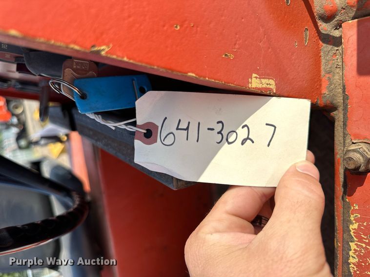 image for item DJ6199 1997 Bomag BW11RH  pneumatic roller