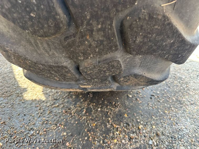 image for item DJ6200 2003 John Deere 304H  wheel loader