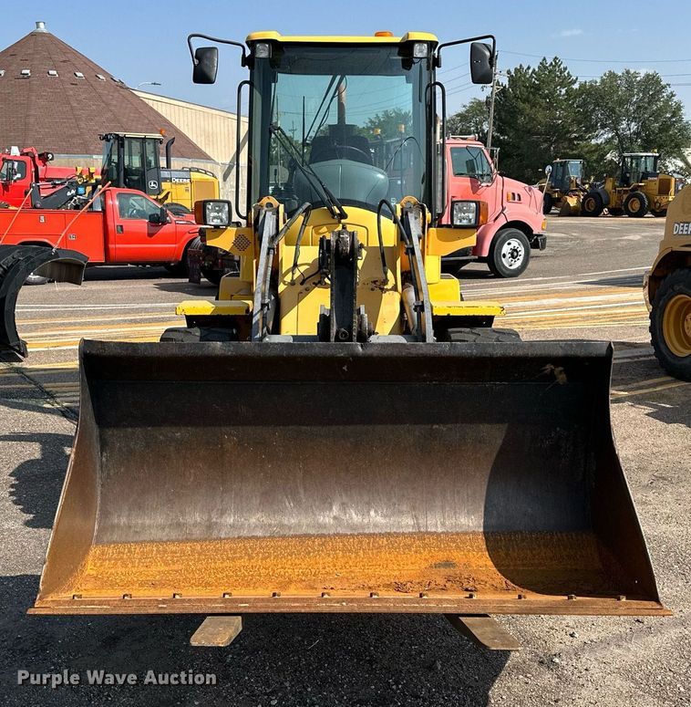 image for item DJ6201 2004 Volvo L30B  wheel loader