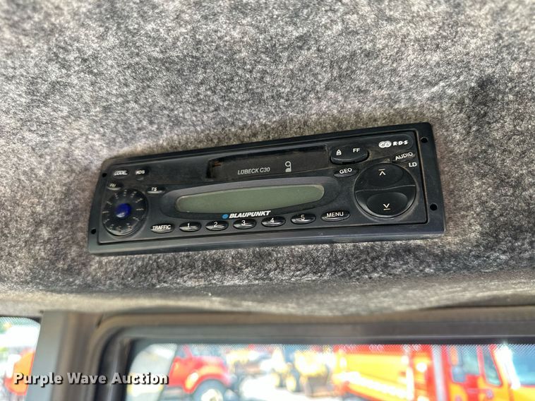 image for item DJ6201 2004 Volvo L30B  wheel loader