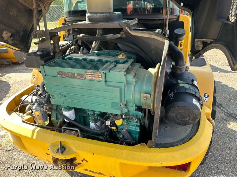 image for item DJ6201 2004 Volvo L30B  wheel loader