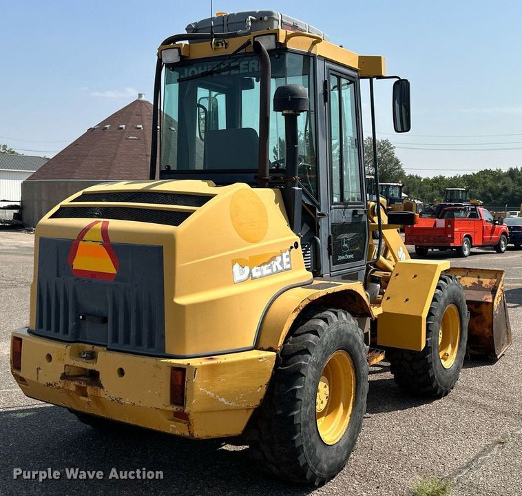 image for item DJ6202 2003 John Deere 304H  wheel loader