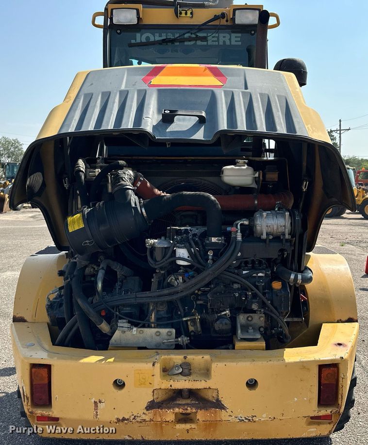 image for item DJ6202 2003 John Deere 304H  wheel loader