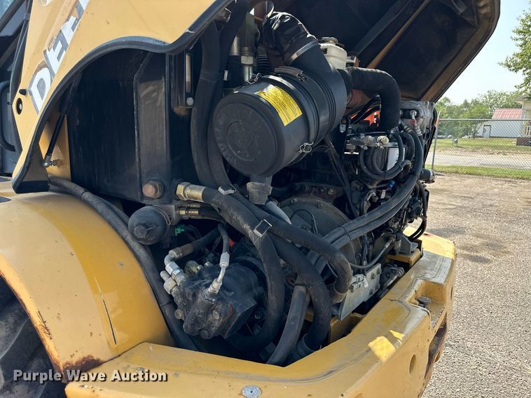 image for item DJ6202 2003 John Deere 304H  wheel loader